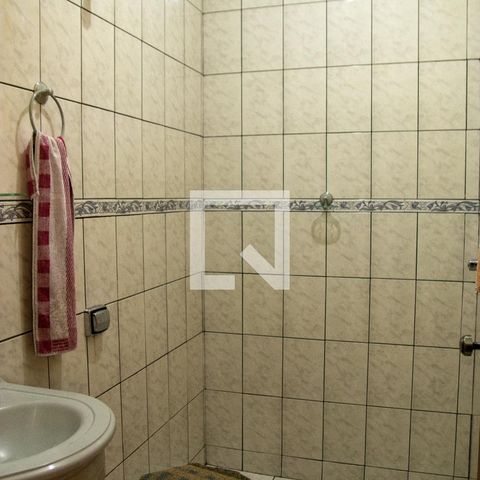 Casa à venda com 230m², 3 quartos e 2 vagasBanheiro 1