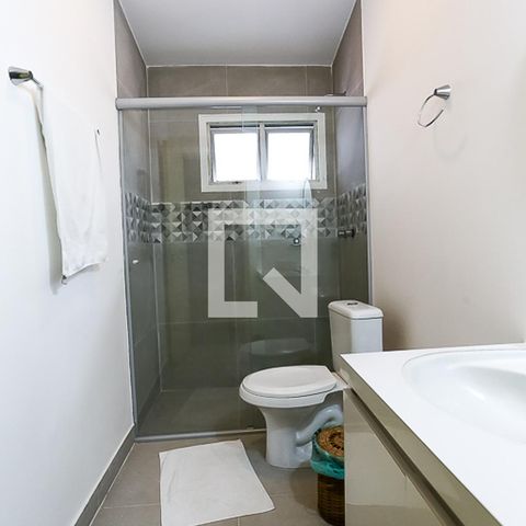Casa para alugar com 240m², 4 quartos e 4 vagasBanheiro da Suíte