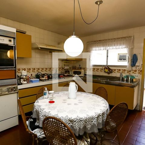 Casa para alugar com 240m², 4 quartos e 4 vagasCozinha
