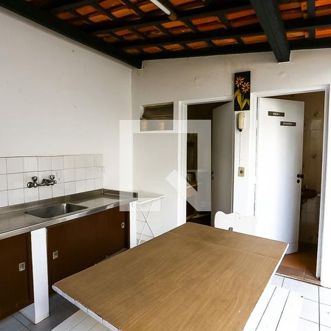 Casa para alugar com 240m², 4 quartos e 4 vagasChurrasqueira