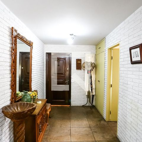 Casa para alugar com 240m², 4 quartos e 4 vagasHall