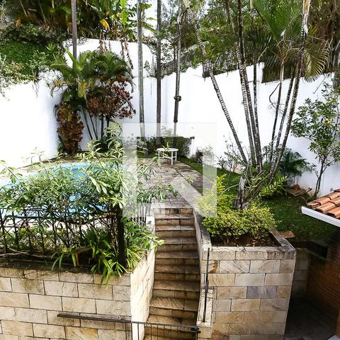 Casa para alugar com 240m², 4 quartos e 4 vagasQuarto 2 vista