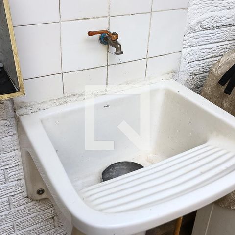 Casa para alugar com 240m², 4 quartos e 4 vagasÁrea de Serviço