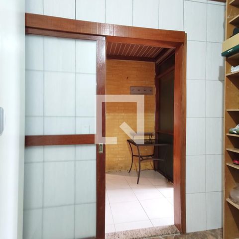 Casa à venda com 274m², 2 quartos e 4 vagasÁrea de Serviço