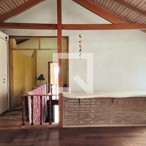 Casa à venda com 274m², 2 quartos e 4 vagasSala 2