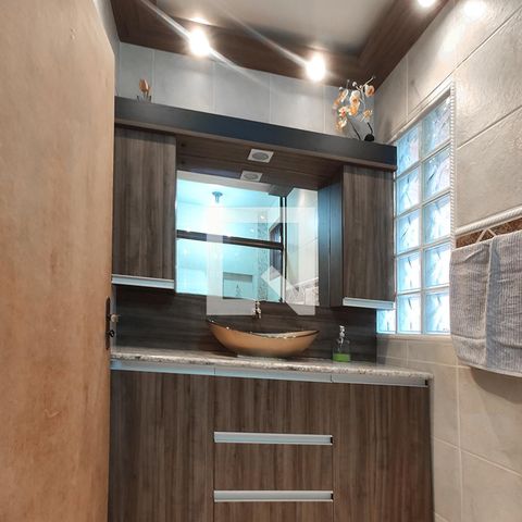 Casa à venda com 274m², 2 quartos e 4 vagasBanheiro 3