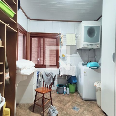 Casa à venda com 274m², 2 quartos e 4 vagasÁrea de Serviço