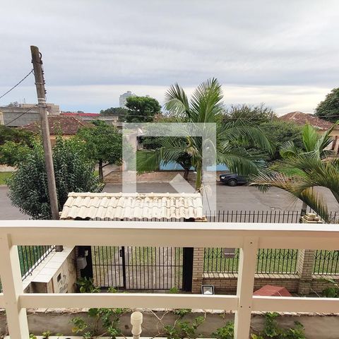 Casa à venda com 370m², 3 quartos e 2 vagasSacada do Quarto 2 Suíte