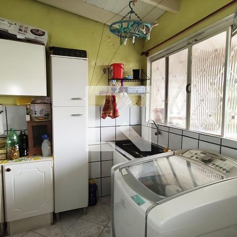 Casa à venda com 370m², 3 quartos e 2 vagasÁrea de Serviço