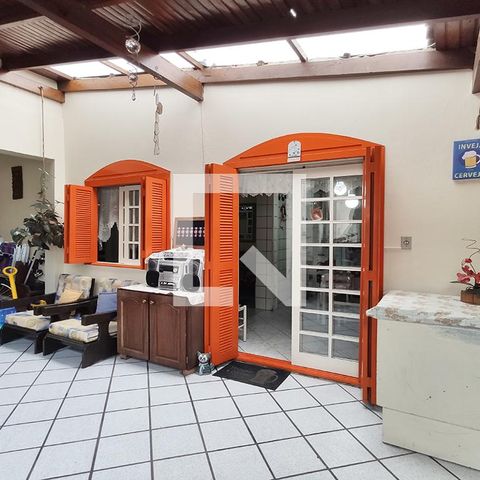 Casa à venda com 370m², 3 quartos e 2 vagasGaragem e espaço Gourmet