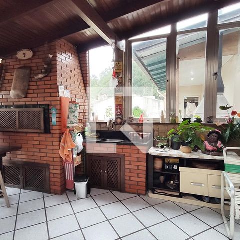 Casa à venda com 370m², 3 quartos e 2 vagasGaragem e espaço Gourmet
