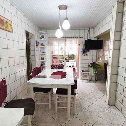 Casa à venda com 370m², 3 quartos e 2 vagasCozinha