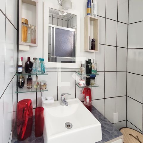 Casa à venda com 370m², 3 quartos e 2 vagasBanheiro da Suíte