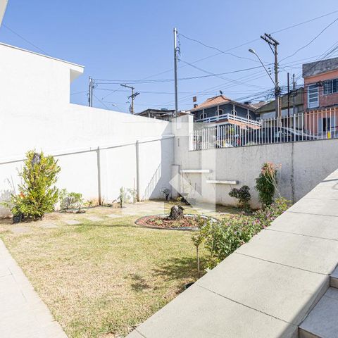 Casa à venda com 120m², 3 quartos e 4 vagasJardim
