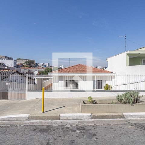 Casa à venda com 120m², 3 quartos e 4 vagasFachada
