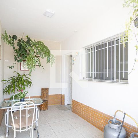 Casa à venda com 120m², 3 quartos e 4 vagasQuintal