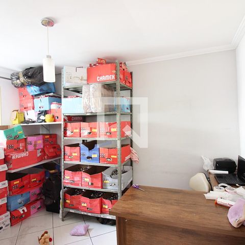 Casa à venda com 379m², 5 quartos e 6 vagasQuarto 2 Casa 2