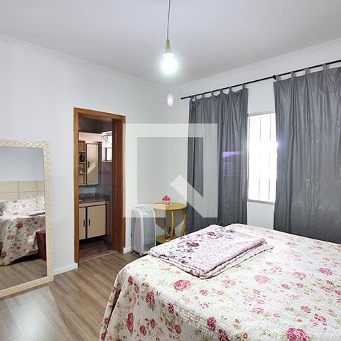 Casa à venda com 379m², 5 quartos e 6 vagasQuarto 1 - Suíte