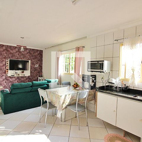 Casa à venda com 379m², 5 quartos e 6 vagasSala/Cozinha casa 2