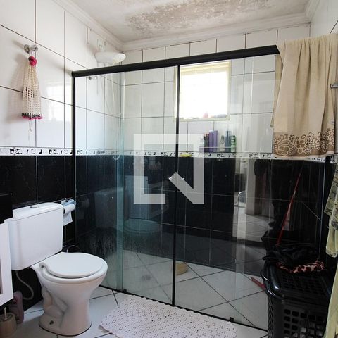 Casa à venda com 379m², 5 quartos e 6 vagasBanheiro Social Casa 2