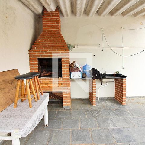 Casa à venda com 379m², 5 quartos e 6 vagasChurrasqueira