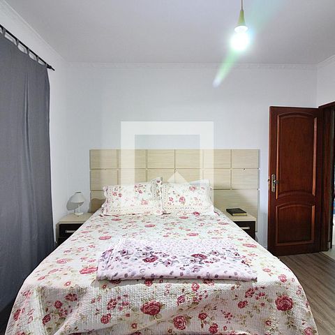 Casa à venda com 379m², 5 quartos e 6 vagasQuarto 1 - Suíte