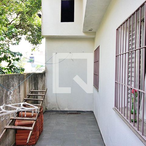 Casa à venda com 379m², 5 quartos e 6 vagasQuintal 