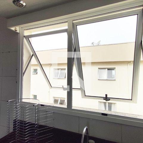 Apartamento à venda com 47m², 2 quartos e 1 vagaCozinha e Área de Serviço
