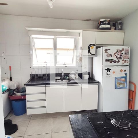 Apartamento à venda com 47m², 2 quartos e 1 vagaCozinha e Área de Serviço