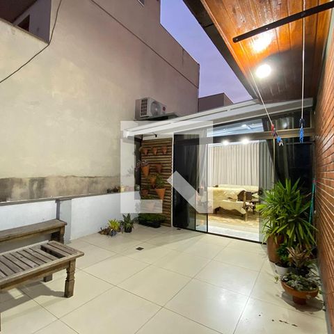 Apartamento à venda com 110m², 3 quartos e sem vagaVaranda