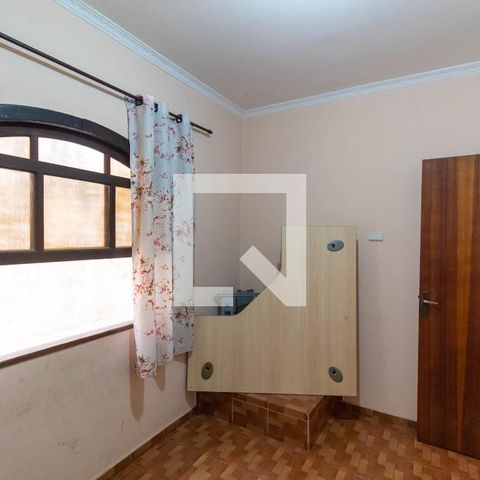 Casa à venda com 241m², 4 quartos e 2 vagasQuarto 2