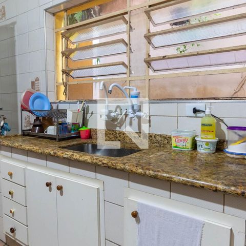 Casa à venda com 241m², 4 quartos e 2 vagasCozinha