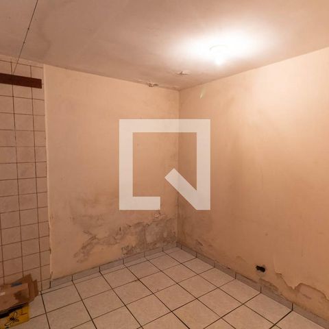 Casa à venda com 241m², 4 quartos e 2 vagasQuarto de serviço