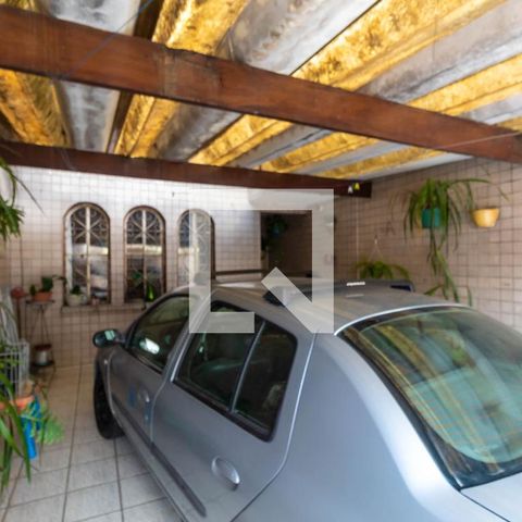Casa à venda com 241m², 4 quartos e 2 vagasGaragem