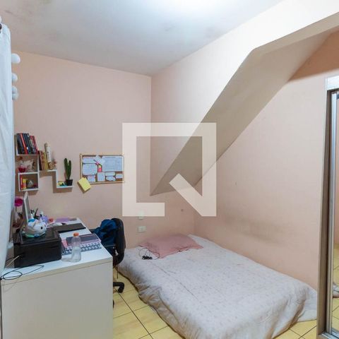 Casa à venda com 241m², 4 quartos e 2 vagasQuarto 4