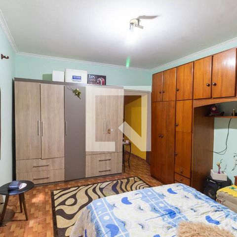 Casa à venda com 241m², 4 quartos e 2 vagasQuarto 3