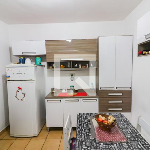 Casa à venda com 98m², 3 quartos e 1 vagaCozinha / Lavanderia