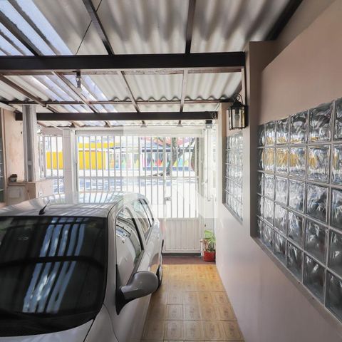 Casa à venda com 98m², 3 quartos e 1 vagaGaragem