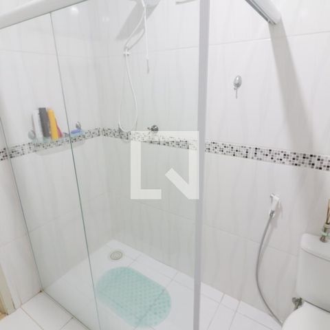 Casa à venda com 98m², 3 quartos e 1 vagaBanheiro