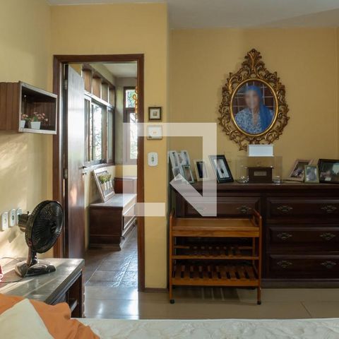 Casa para alugar com 4424m², 3 quartos e 8 vagasSuite