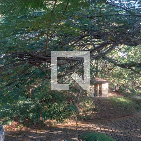 Casa para alugar com 4424m², 3 quartos e 8 vagasVista Banheiro Master