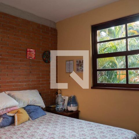 Casa para alugar com 4424m², 3 quartos e 8 vagasQuarto 1