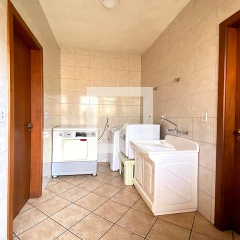 Casa à venda com 190m², 3 quartos e 3 vagasÁrea de Serviço