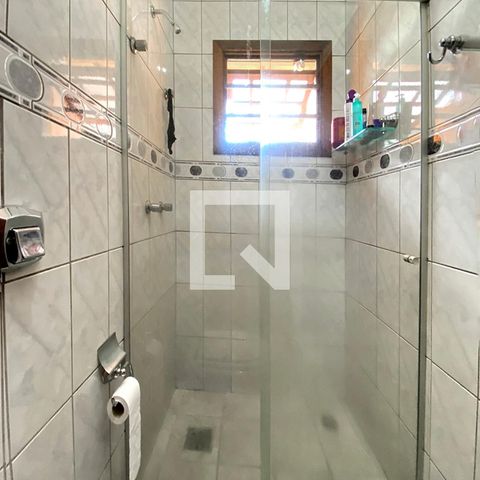 Casa à venda com 190m², 3 quartos e 3 vagasBanheiro 3