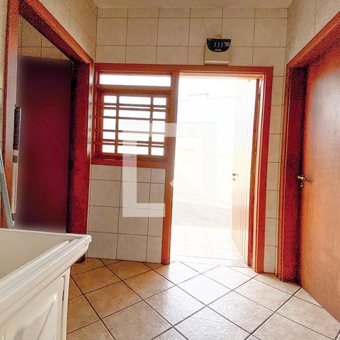 Casa à venda com 190m², 3 quartos e 3 vagasÁrea de Serviço