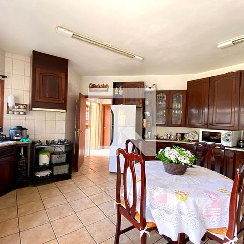 Casa à venda com 190m², 3 quartos e 3 vagasCozinha