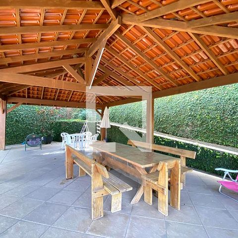Casa à venda com 190m², 3 quartos e 3 vagasQuiosque e Piscina