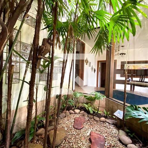 Casa à venda com 190m², 3 quartos e 3 vagasSala