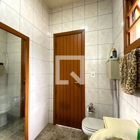 Casa à venda com 190m², 3 quartos e 3 vagasBanheiro de Serviço