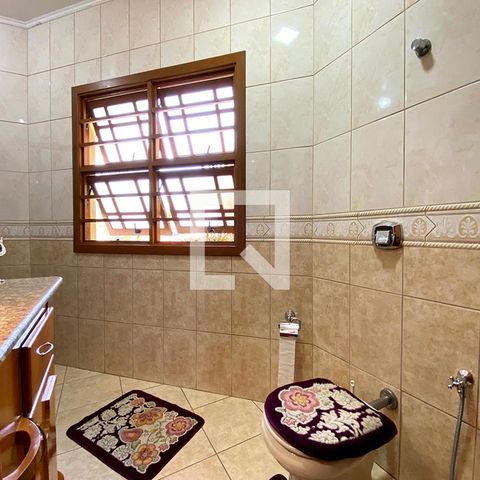 Casa à venda com 190m², 3 quartos e 3 vagasBanheiro